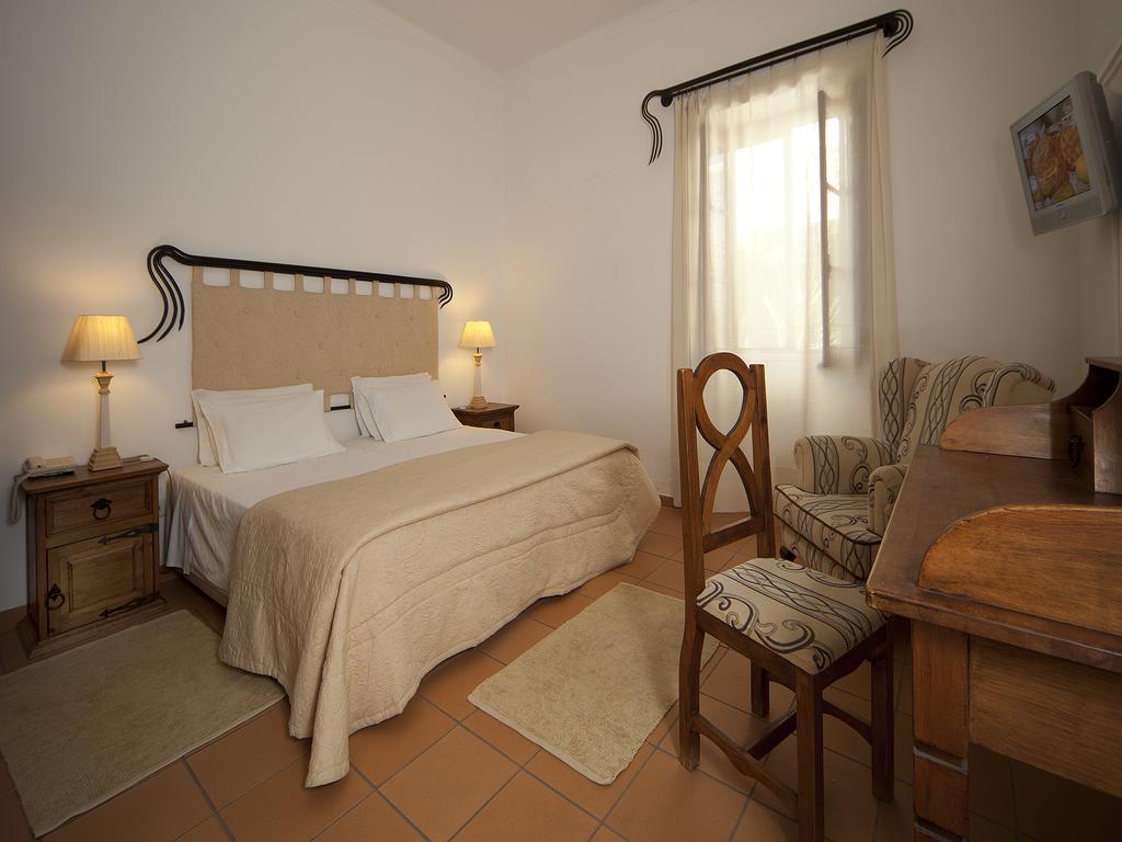 Betica Hotel Rural Pias  المظهر الخارجي الصورة