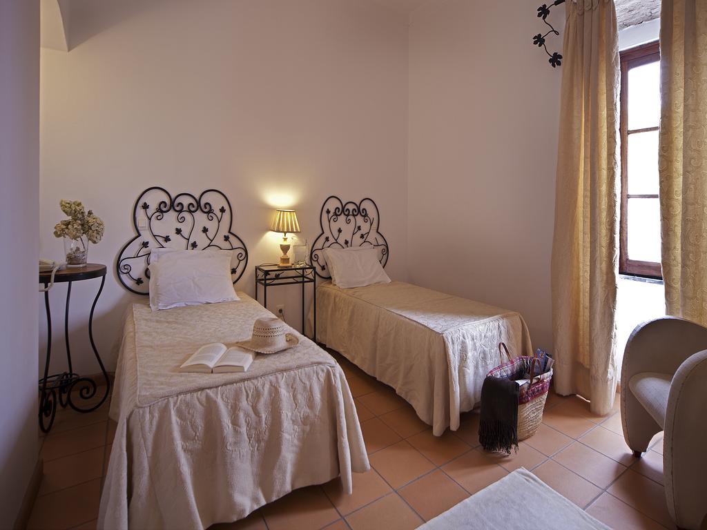 Betica Hotel Rural Pias  المظهر الخارجي الصورة