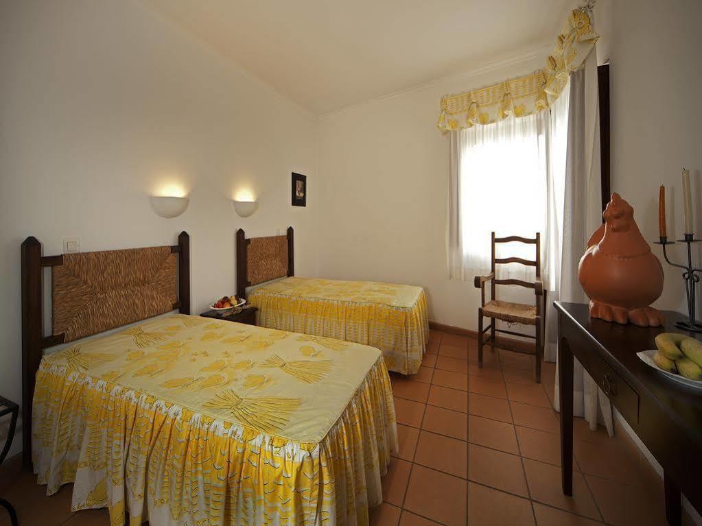 Betica Hotel Rural Pias  المظهر الخارجي الصورة